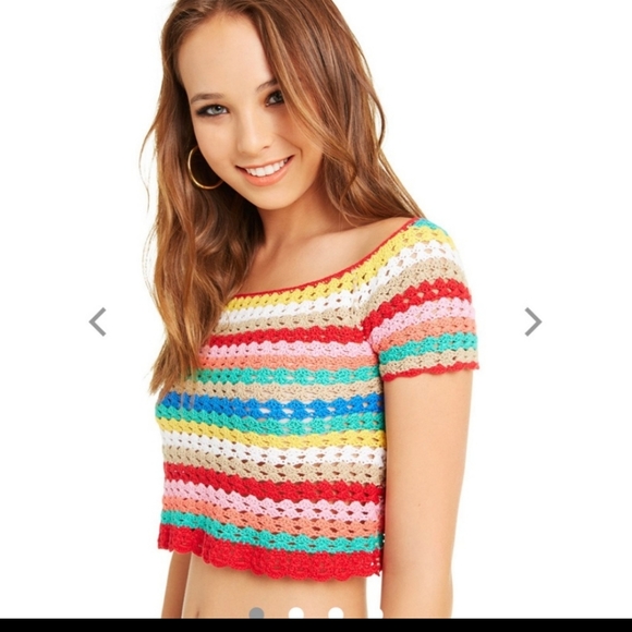 WILDFOX vibrant glow stassi short sleeve sweater, size medium - Picture 1 of 8